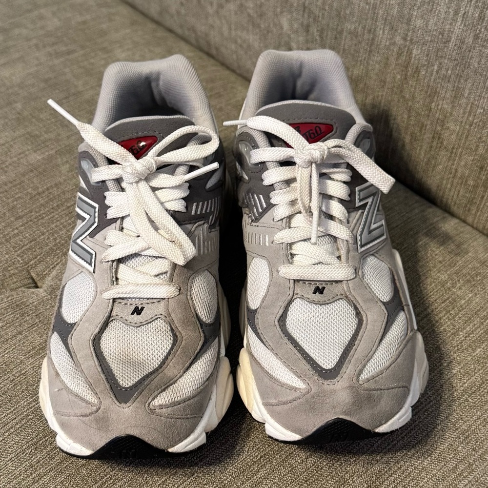 New Balance 9060 - Picture 2 of 7